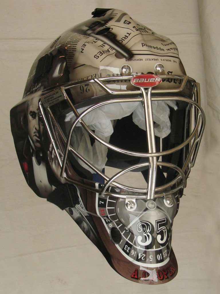 Крестный отец - аэрография на хоккейном шлеме